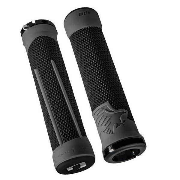 AG2 135mm Flanged Lock On Grips (Pro Size)